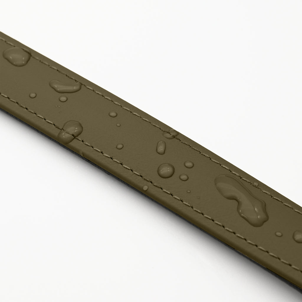 Abperlende Wassertropfen Zugstopp Halsband Biothane Khaki